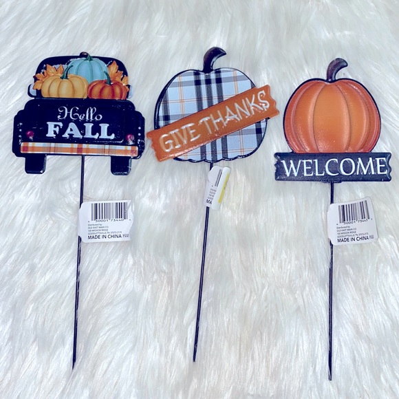Fall Pumpkin Shaped Stakes - Picture 1 of 2